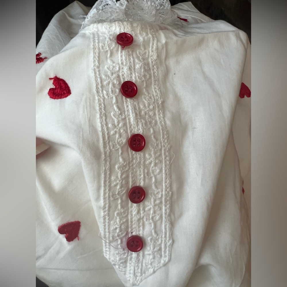 White Dress with Red Heart Accents retro vintage USA M - Picture 7 of 9